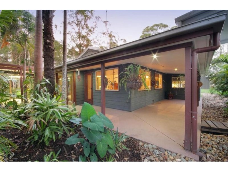 280 Peachester Road, Beerwah QLD 4519