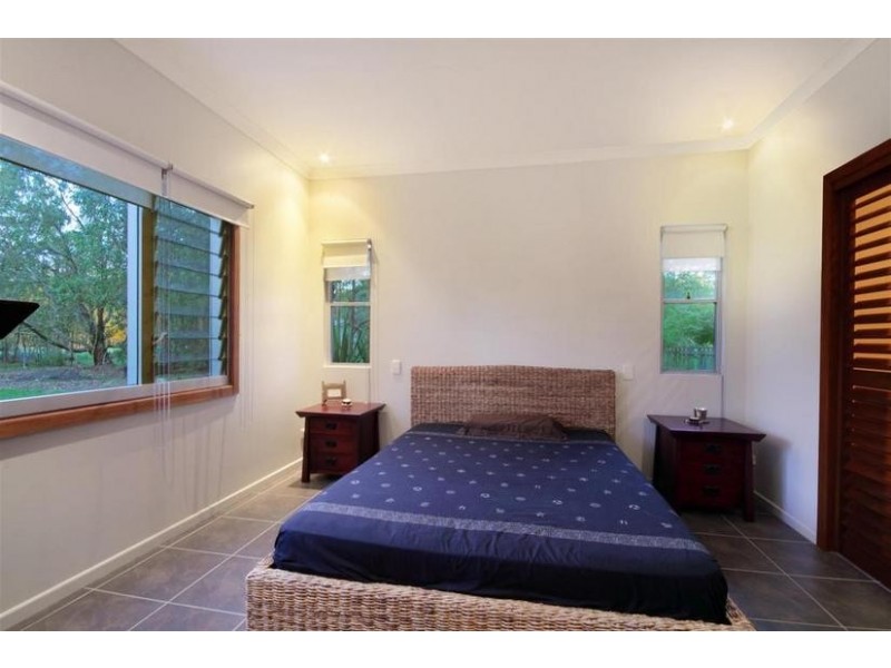 280 Peachester Road, Beerwah QLD 4519