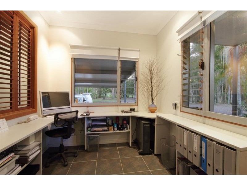 280 Peachester Road, Beerwah QLD 4519