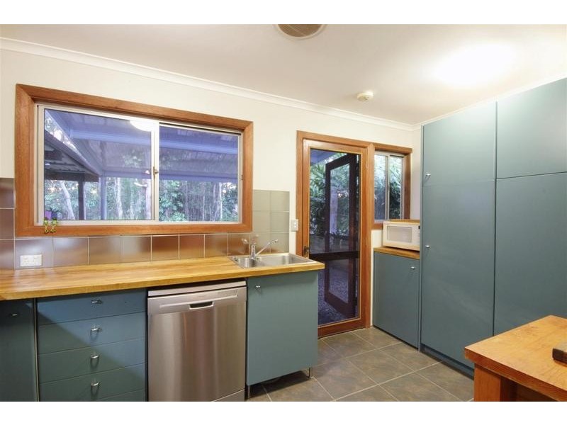 280 Peachester Road, Beerwah QLD 4519