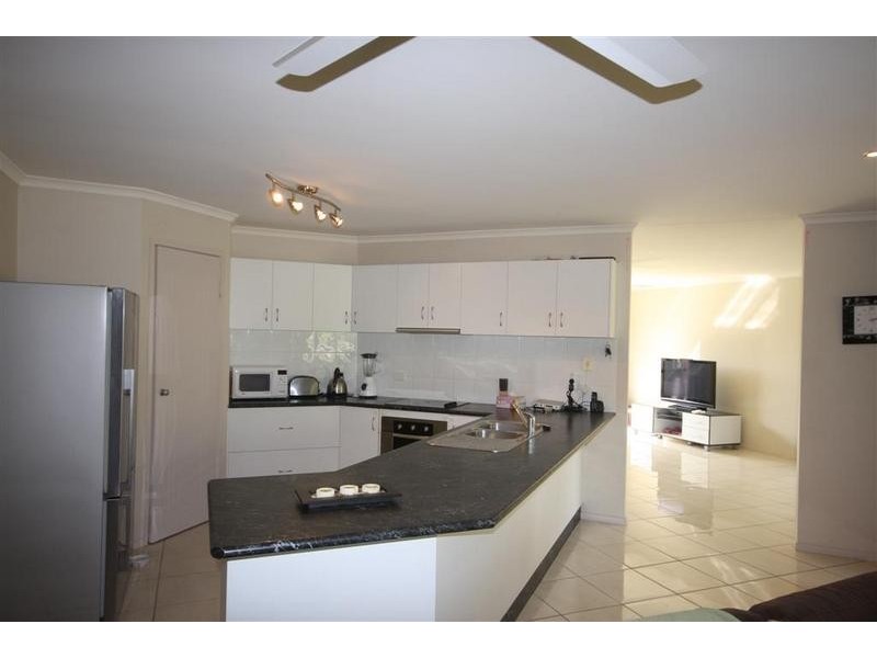 9 Coolamon Crescent, Beerwah QLD 4519