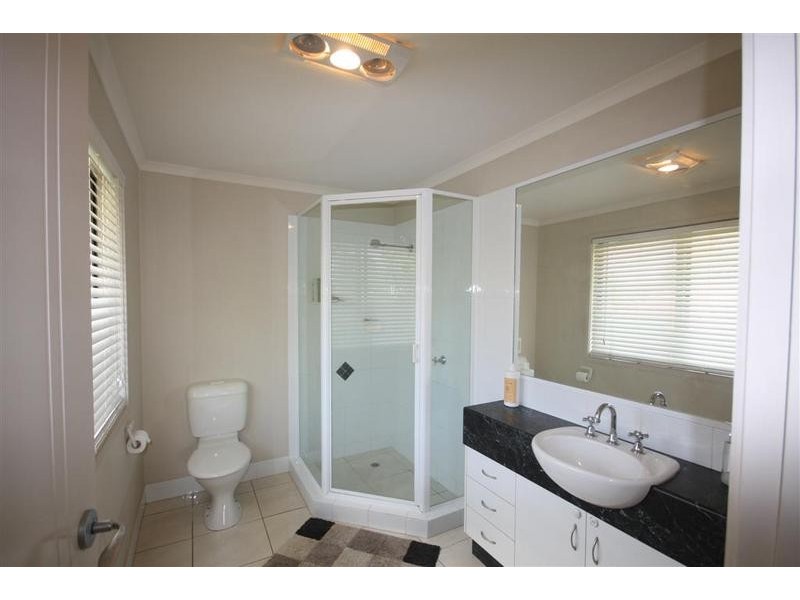 9 Coolamon Crescent, Beerwah QLD 4519