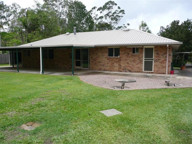 4 Idris Court, Landsborough QLD 4550