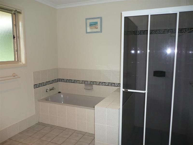 4 Idris Court, Landsborough QLD 4550