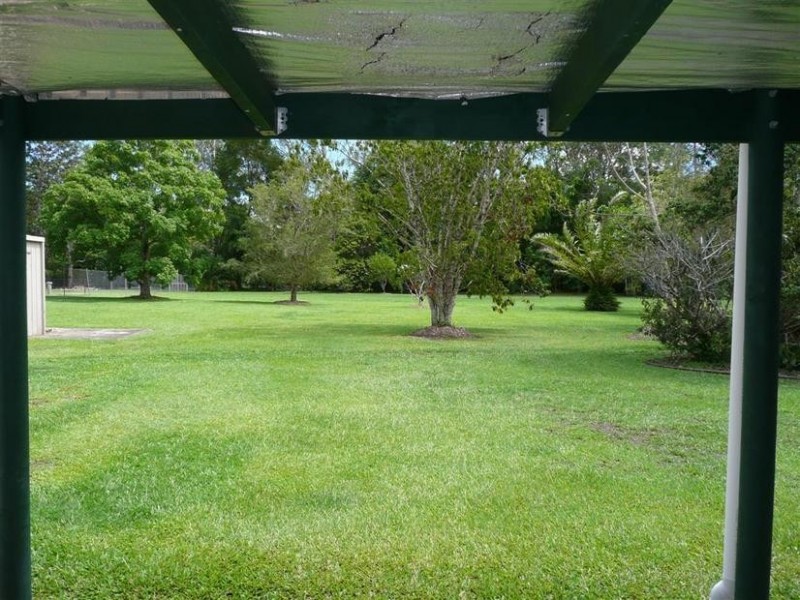 4 Idris Court, Landsborough QLD 4550