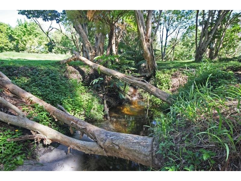 12 Greber Road, Beerwah QLD 4519