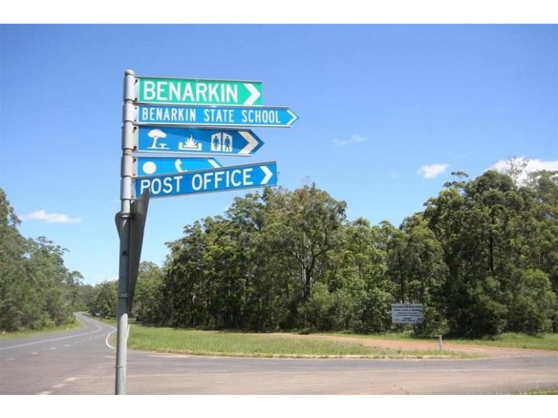 249 Martin Crescent, Benarkin North QLD 4306
