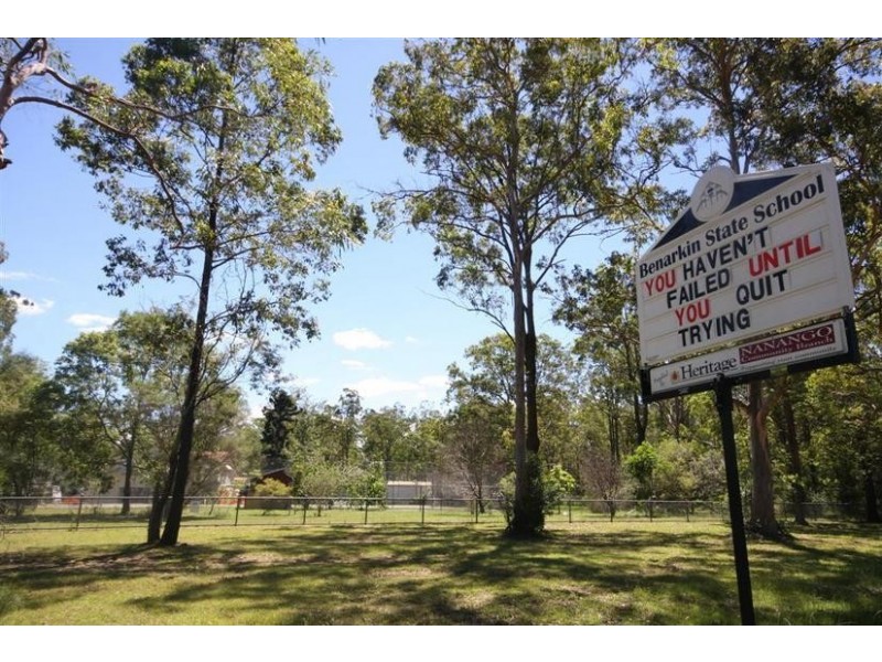 249 Martin Crescent, Benarkin North QLD 4306