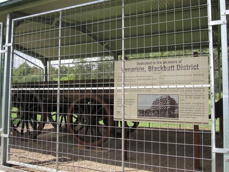 249 Martin Crescent, Benarkin North QLD 4306