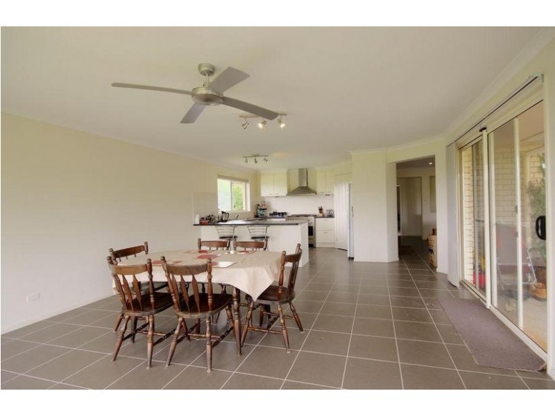 94 Shaws Road, Beerwah QLD 4519