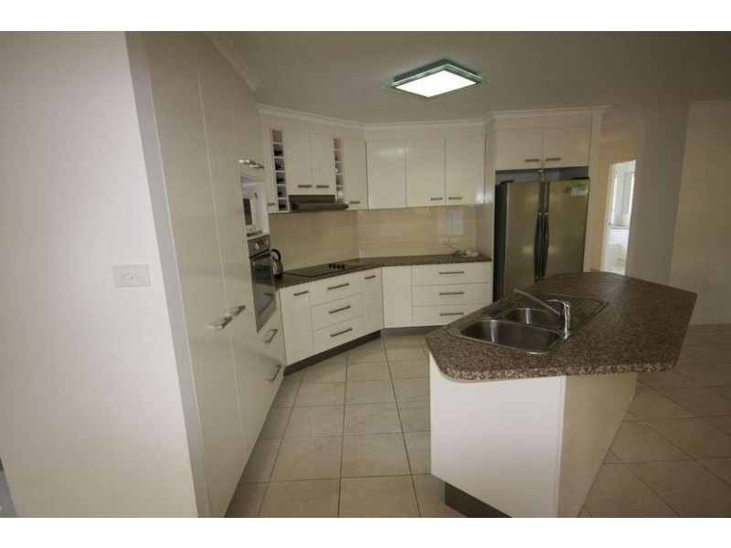 9 Pacific Place, Beerwah QLD 4519