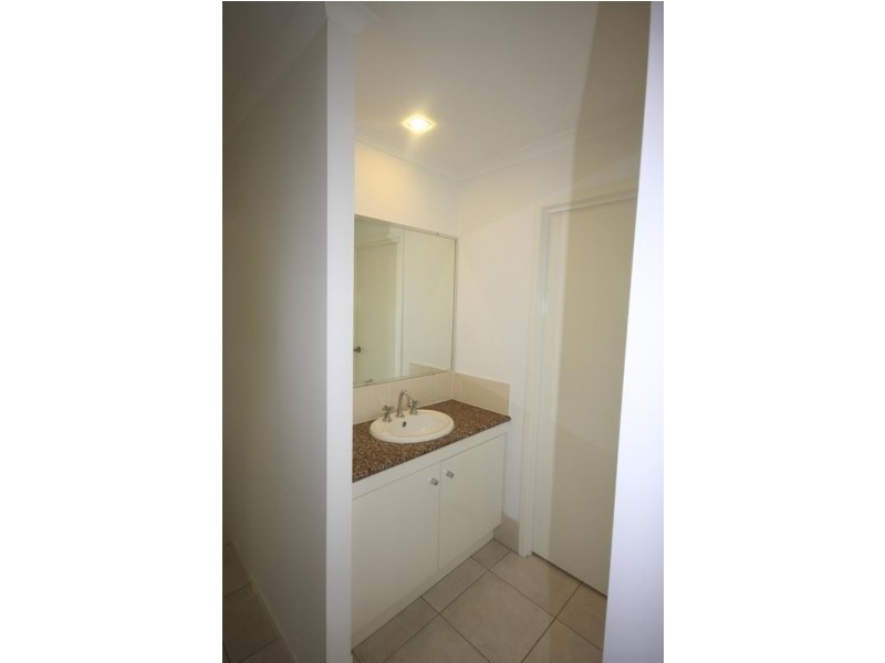 9 Pacific Place, Beerwah QLD 4519