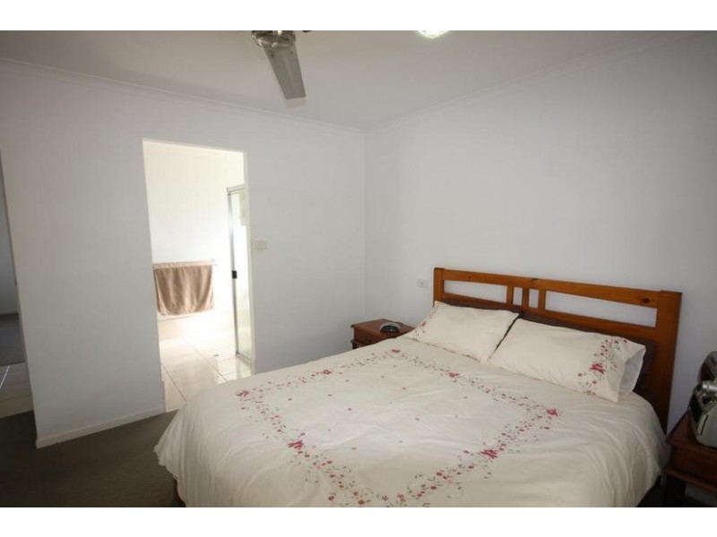 9 Pacific Place, Beerwah QLD 4519