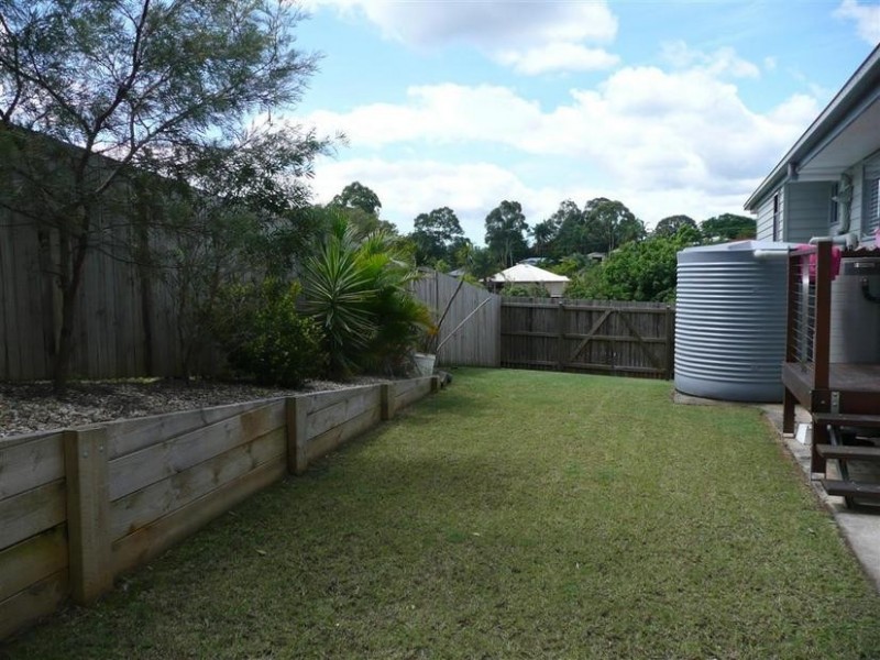 1 Dollarbird Place, Glass House Mountains QLD 4518