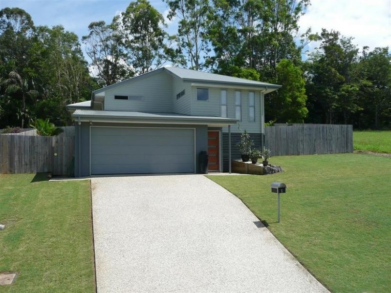 1 Dollarbird Place, Glass House Mountains QLD 4518