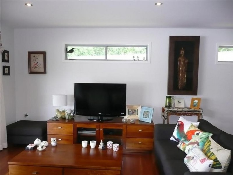 1 Dollarbird Place, Glass House Mountains QLD 4518
