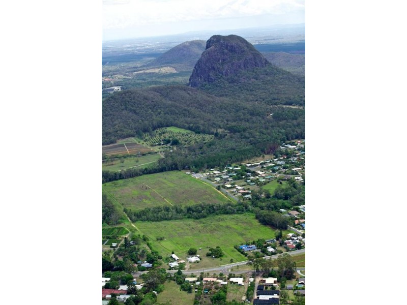 75 Coonowrin Road, Glass House Mountains QLD 4518