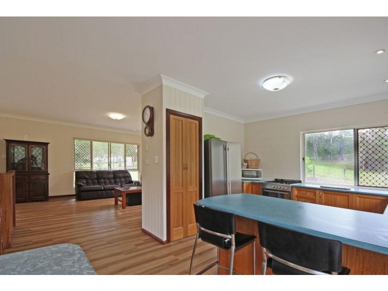 2 Coochin Street, Peachester QLD 4519