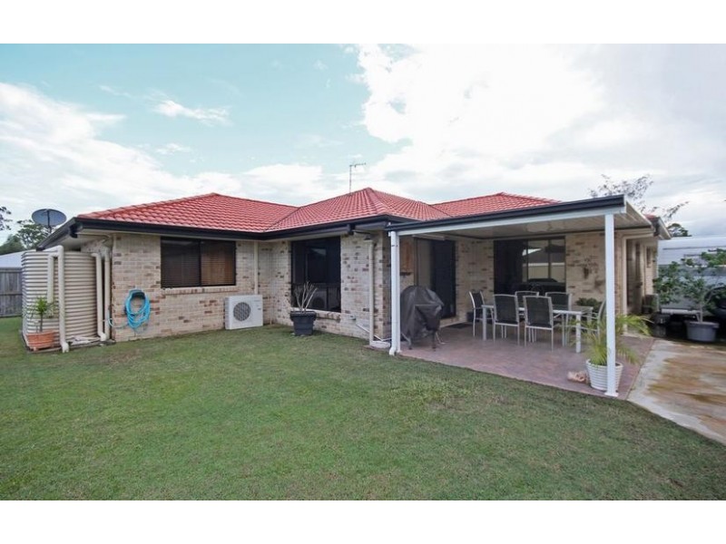 17 Heights Road, Beerwah QLD 4519