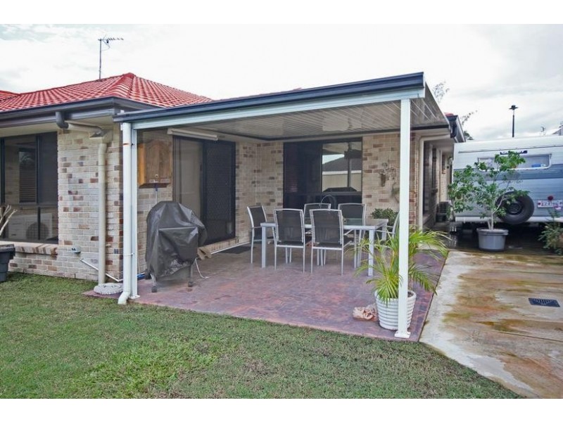 17 Heights Road, Beerwah QLD 4519