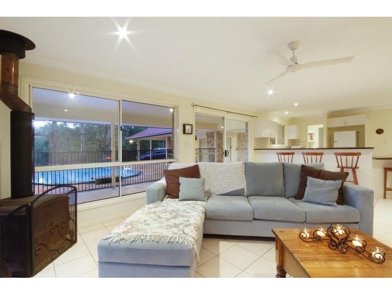 20 Julian Street, Peachester QLD 4519