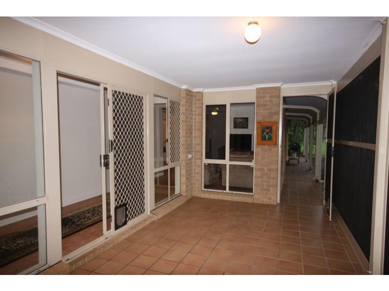 3 Beanland Drive, Glass House Mountains QLD 4518