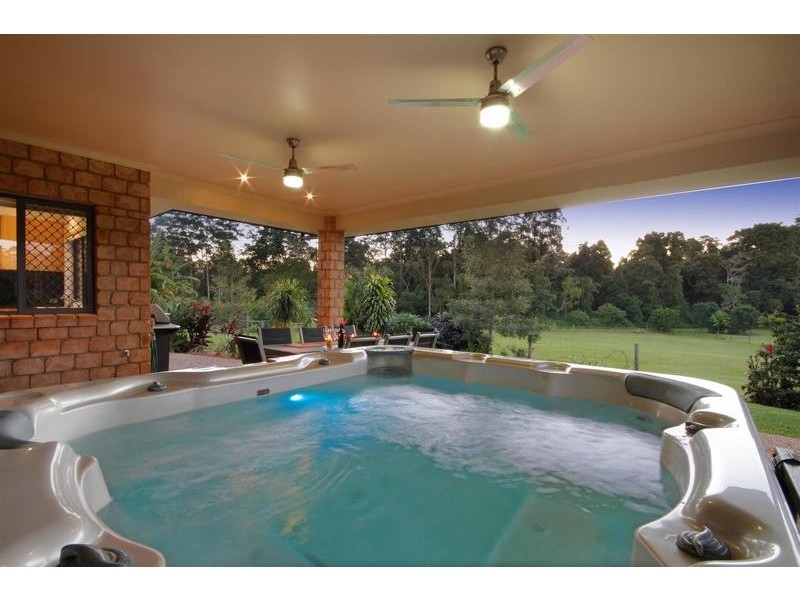 6 Jeanne Court, Peachester QLD 4519