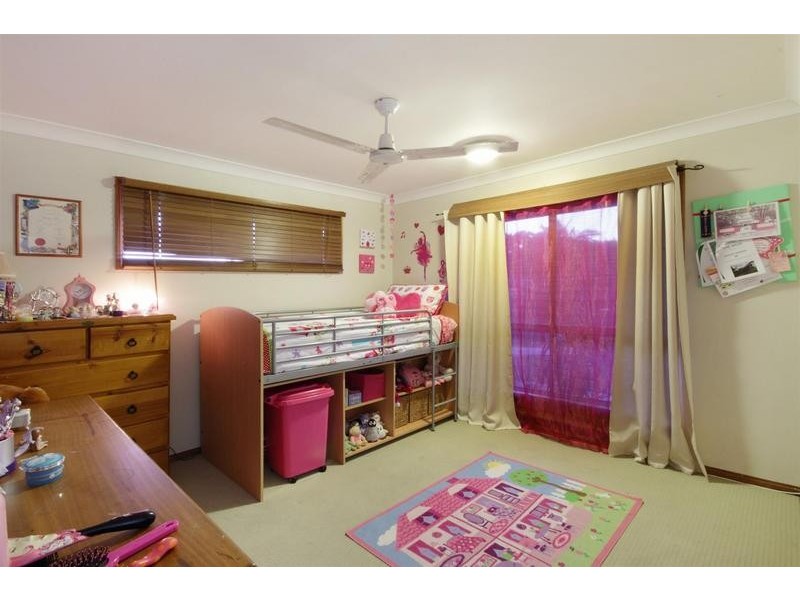 3 Paul Place, Glass House Mountains QLD 4518