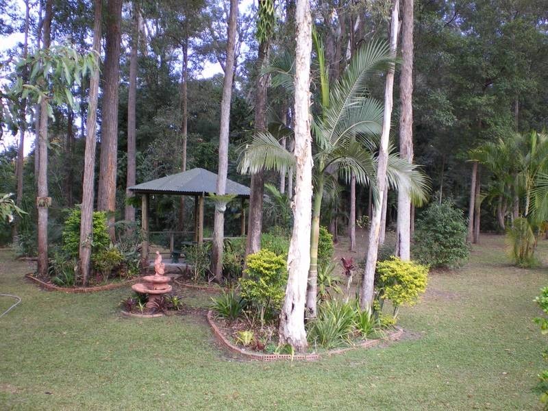 14 Sidney Drive, Beerwah QLD 4519