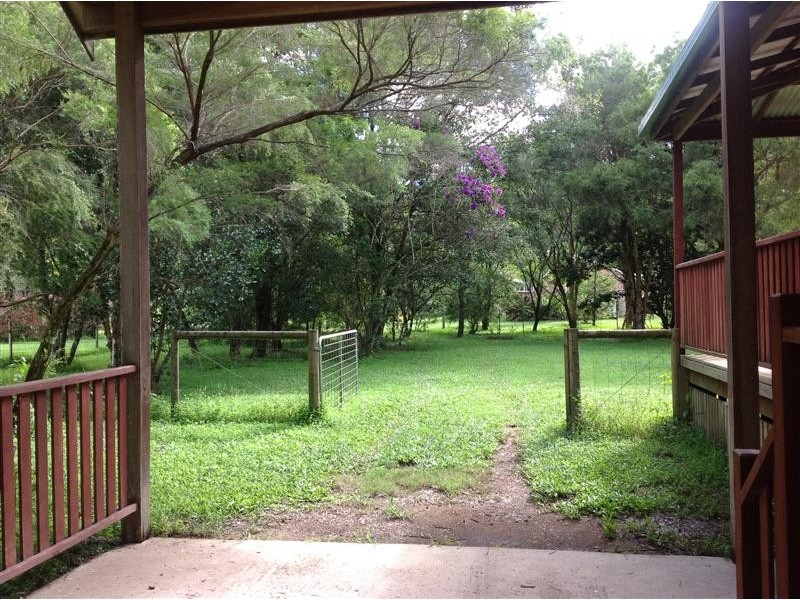 190 Old Peachester Road, Beerwah QLD 4519