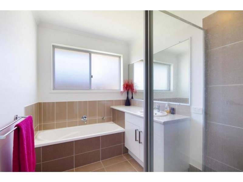 36 Pepper Tree Way, Beerwah QLD 4519