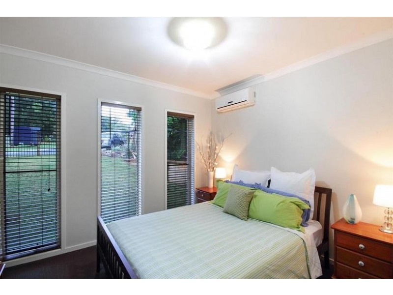 15 Ruwa Drive, Glass House Mountains QLD 4518