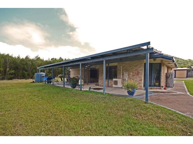 11 Cobb & Co Road, Beerburrum QLD 4517