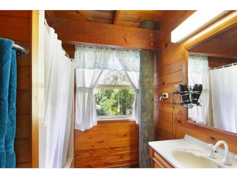 5 Gattera Road, Landsborough QLD 4550
