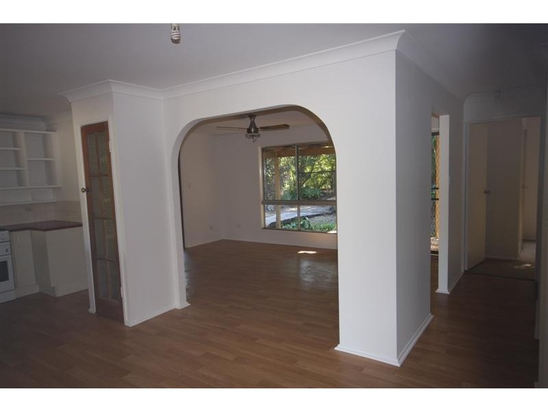 16 Amigh Road, Landsborough QLD 4550