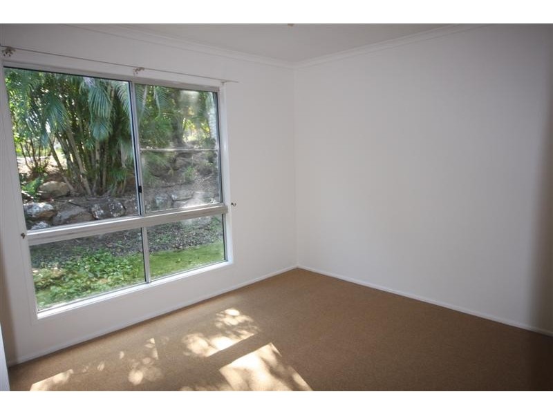 16 Amigh Road, Landsborough QLD 4550