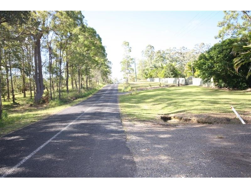 16 Amigh Road, Landsborough QLD 4550