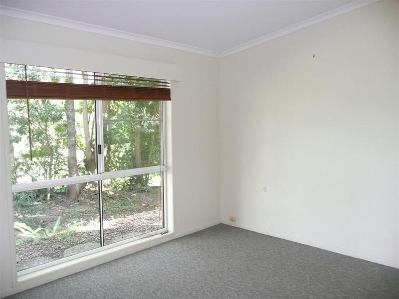 42 Julian Street, Peachester QLD 4519