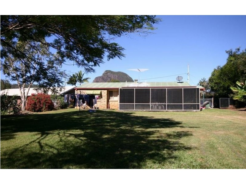5 Crestwood Road, Glass House Mountains QLD 4518