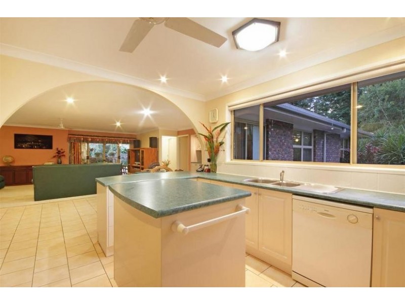 17 Fig Tree Drive, Beerwah QLD 4519