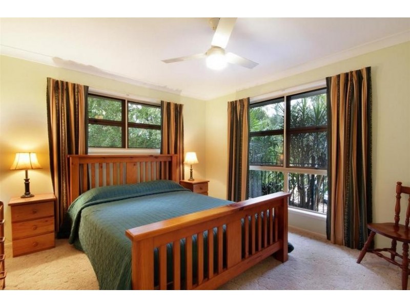 17 Fig Tree Drive, Beerwah QLD 4519