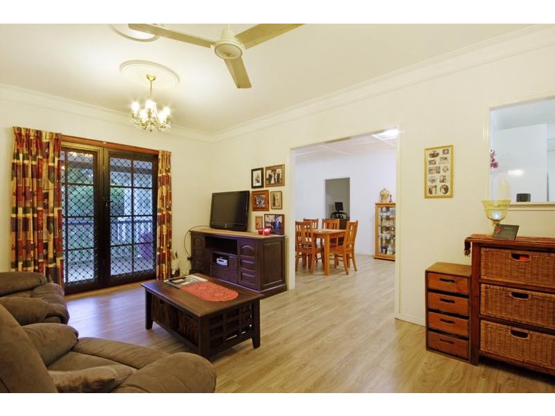 18 Alfs Pinch Road, Beerwah QLD 4519