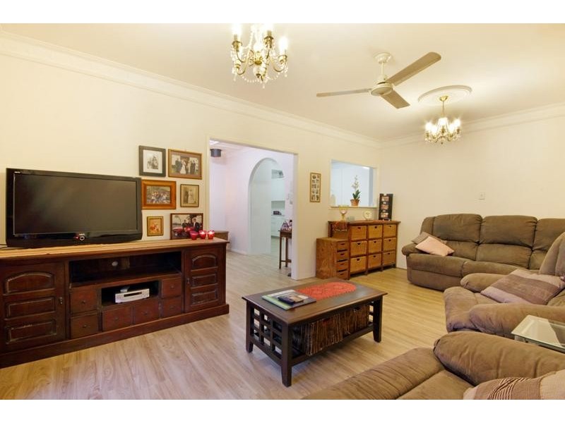 18 Alfs Pinch Road, Beerwah QLD 4519