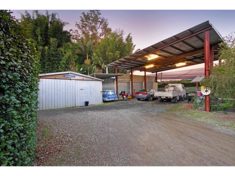 18 Alfs Pinch Road, Beerwah QLD 4519