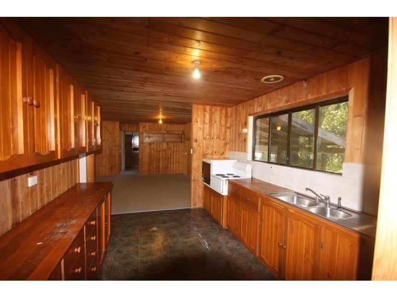 224 Commissioners Flat Road, Peachester QLD 4519