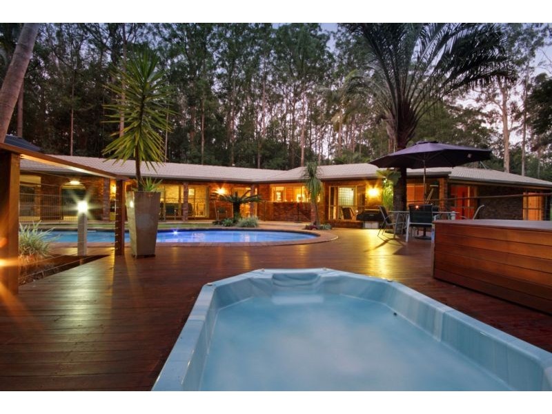 226 Peachester Road, Beerwah QLD 4519