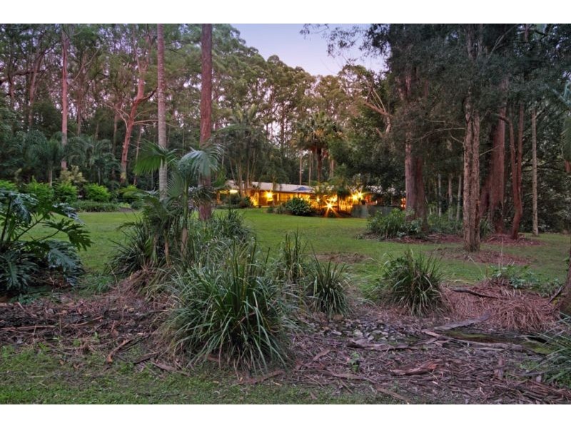 226 Peachester Road, Beerwah QLD 4519