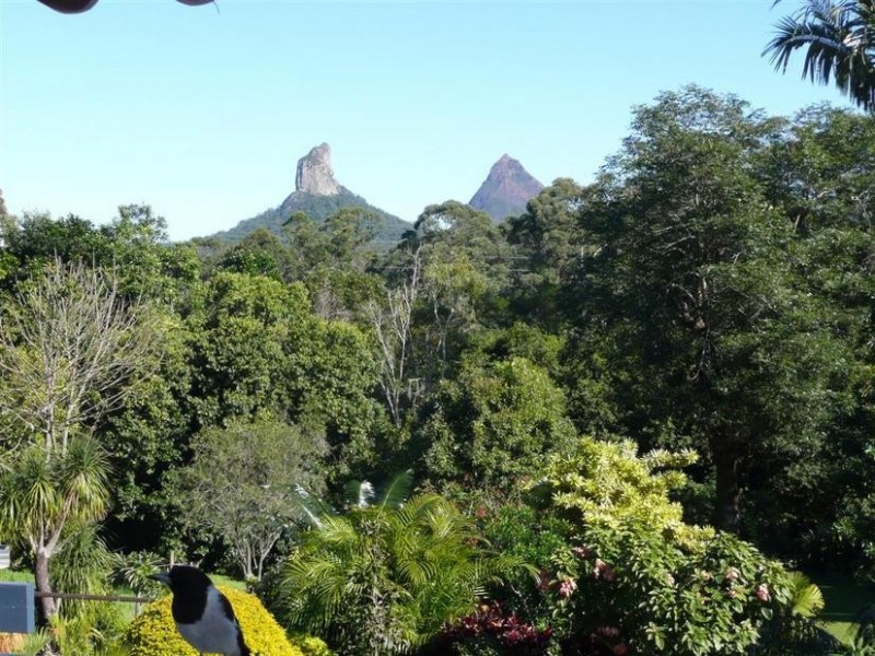 5 Jacaranda Close, Glass House Mountains QLD 4518