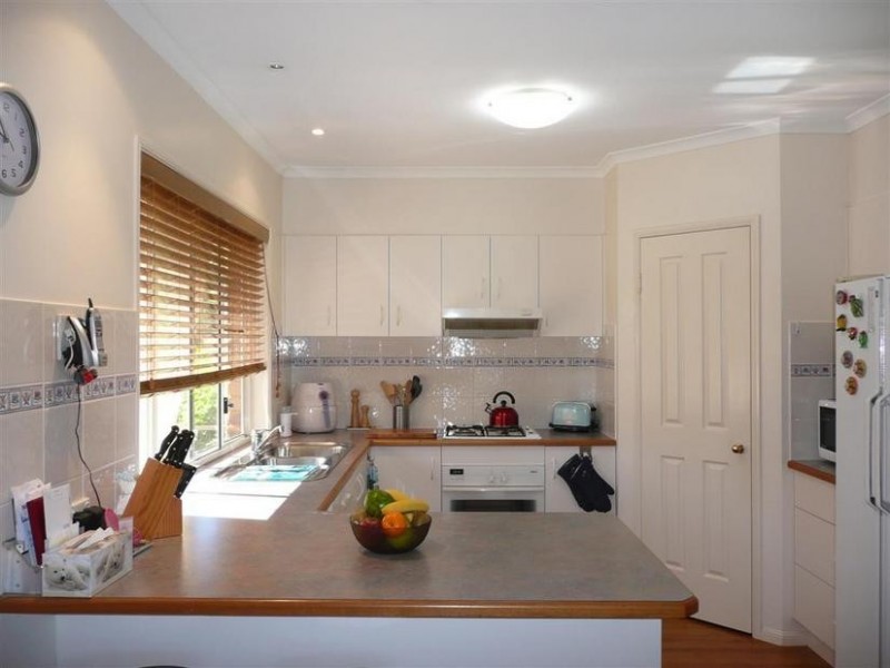 5 Jacaranda Close, Glass House Mountains QLD 4518