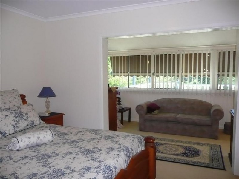 5 Jacaranda Close, Glass House Mountains QLD 4518